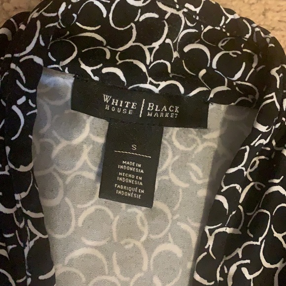 White House Black Market sleeveless top size small - Picture 4 of 6